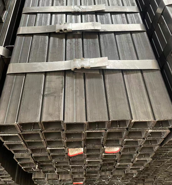 常州工业用梯子 镀锌管焊接梯子 铁梯子方管梯